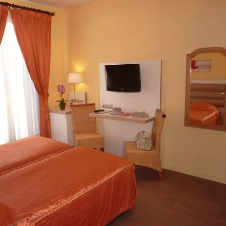 Hotel Regina Cannes