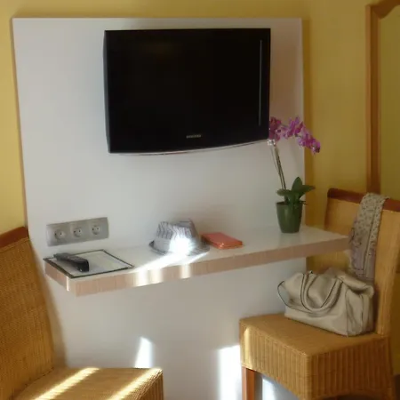 Regina Hotel 3*
