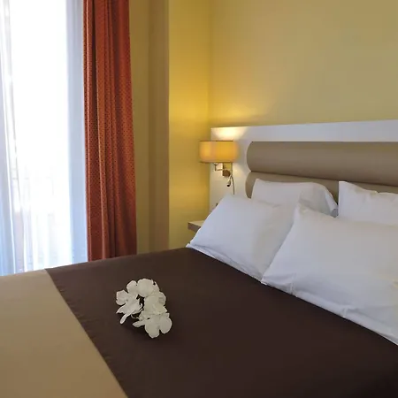 Regina Hotel